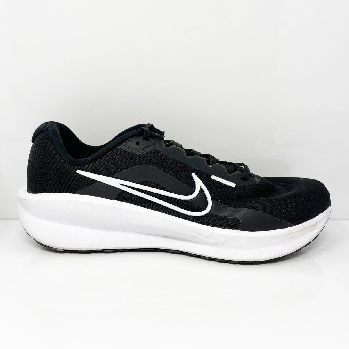 NIKE FJ1284-004 Downshifter 13 (Size 12) NEW Men main image 2