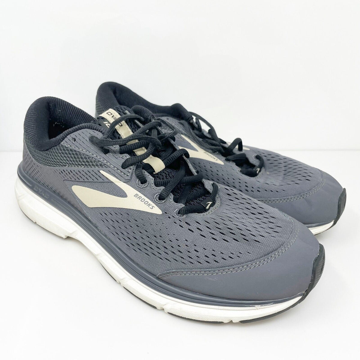 Cheap brooks dyad 10 mens on sale