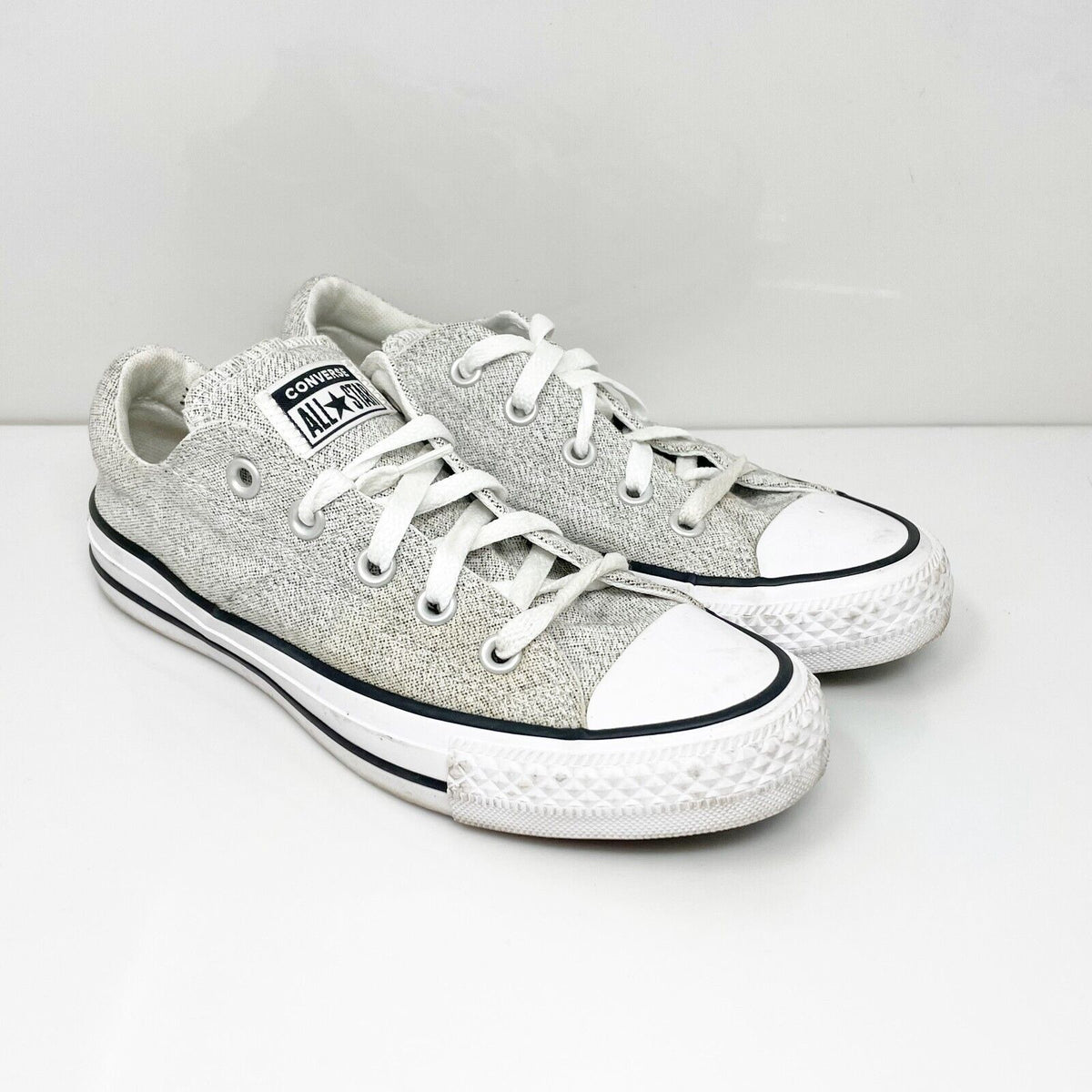 Converse Womens Gray 549650F Round Toe Athletic Sneaker Shoe sold Size US 6