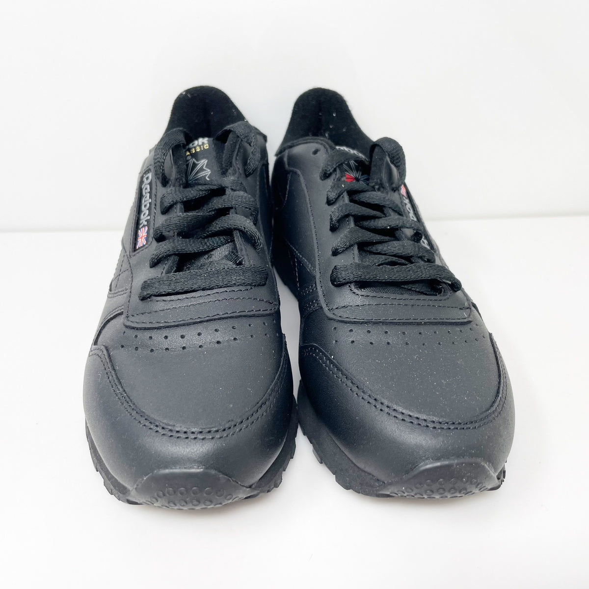 Reebok Women's Classic Leather Black Sneakers 5324 