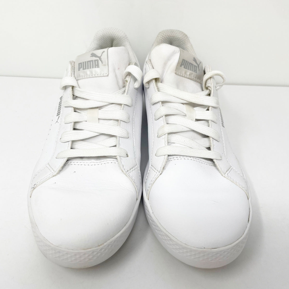Puma Womens Smash V2 365208-01 White Casual Shoes Sneakers Size 9.5