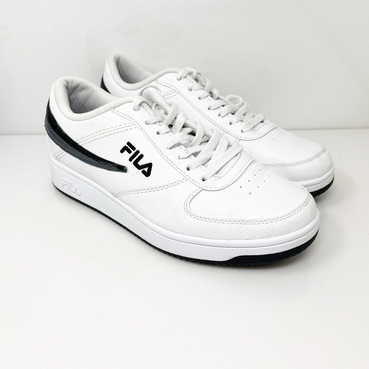 Fila arcade low hot sale