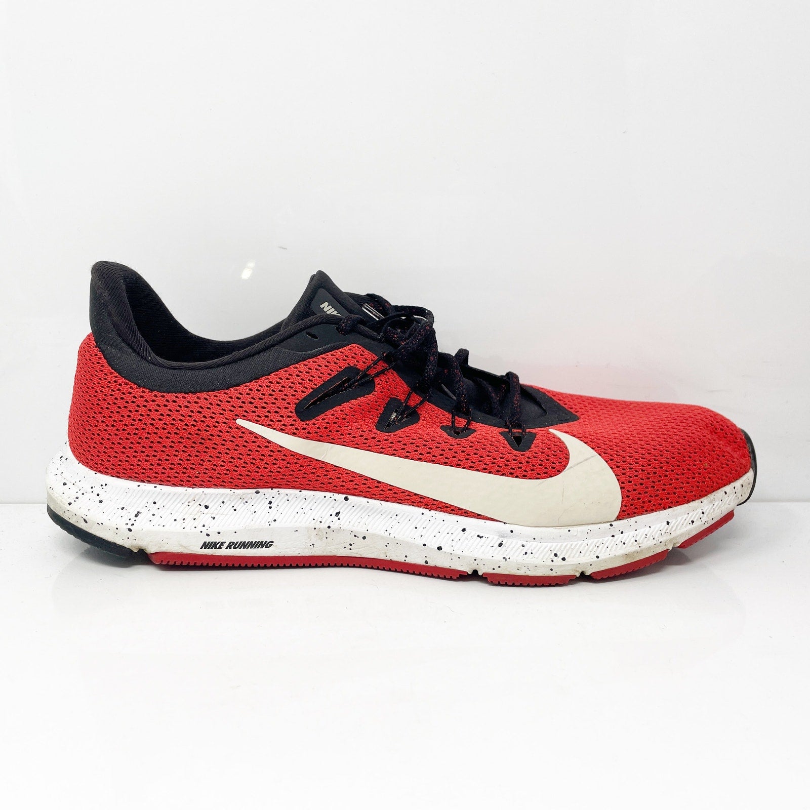 nike quest 2 se w