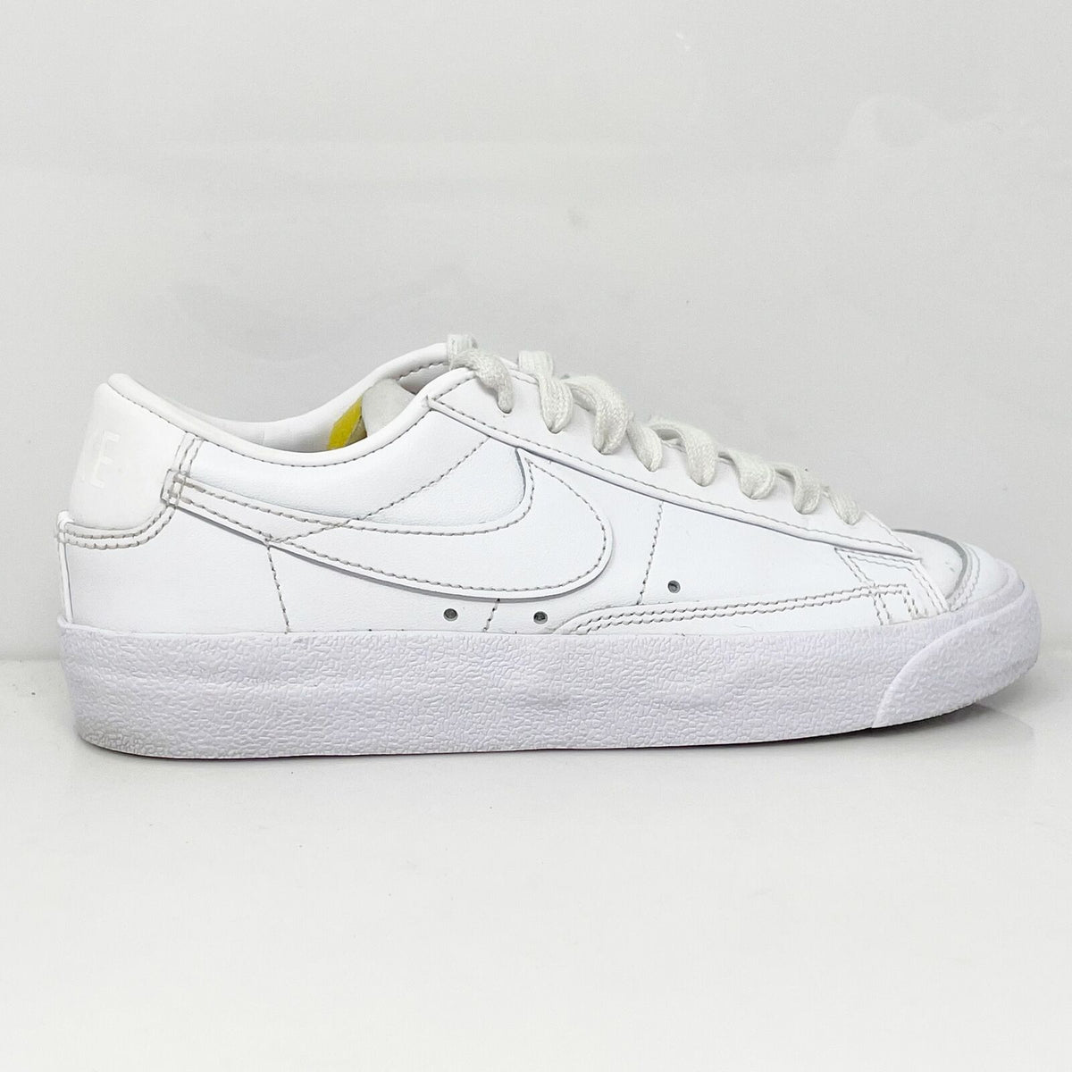 Nike Womens Blazer Low 77 DC4769-101 White Casual Shoes Sneakers Size ...